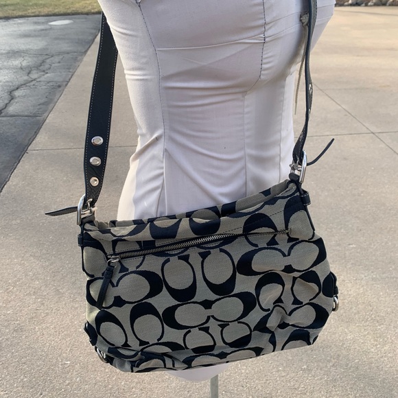 Coach Handbags - COACH Crossbody Purse Bag